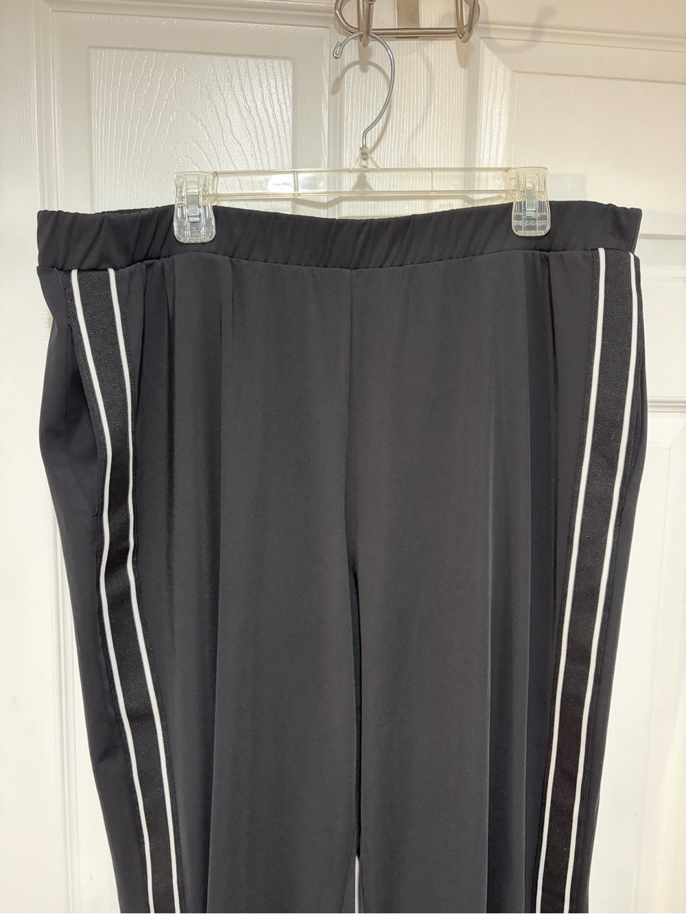 SUSAN GRAVER SPORT Women’s Black Pull-On Track Pants with Side Stripes & Pockets - Picture 3 of 8